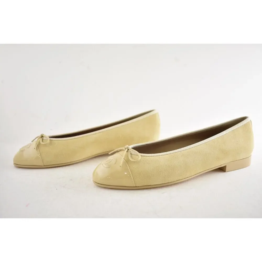 Chanel 26A Beige Suede Patent Leather CC Logo Bow Tie Ballet Ballerina Flat 39.5 - Picture 16 of 16